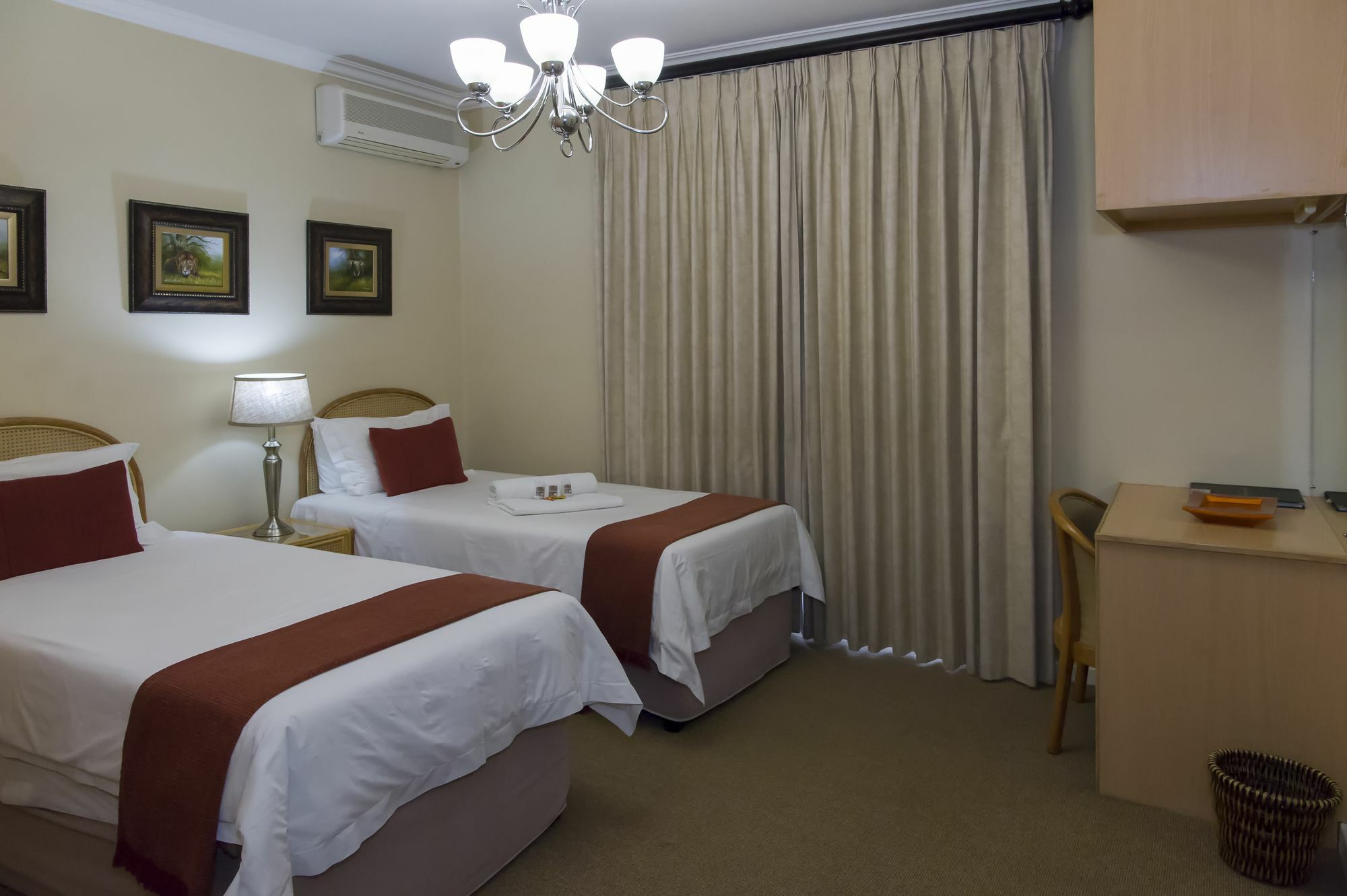 בלומפונטייין Bayswater Lodge מראה חיצוני תמונה